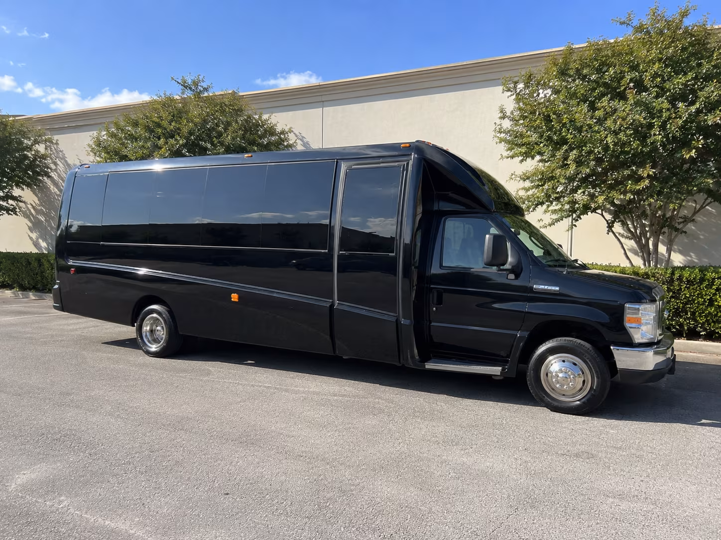 shuttle to fort smith regional airport